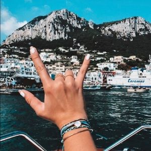 Meet your Posher, Angel